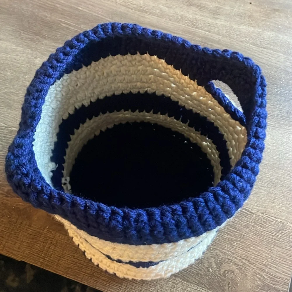Crochet Handle Basket Navy Cream Block Stripe Handmade Handcrafted Yarn BIG NEW
